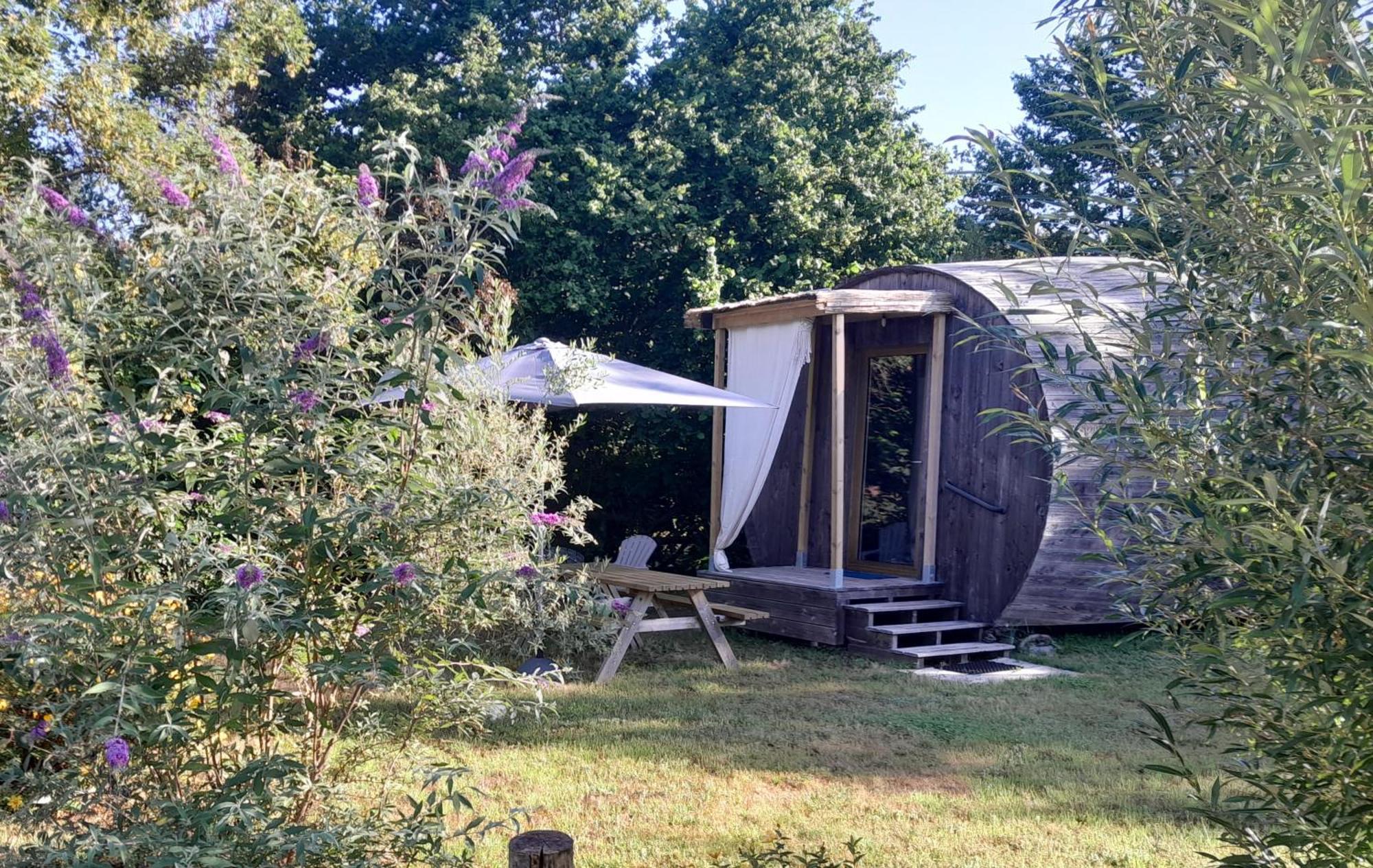 " Village Tonneaux De Tirpoil " Montilliers Exterior foto